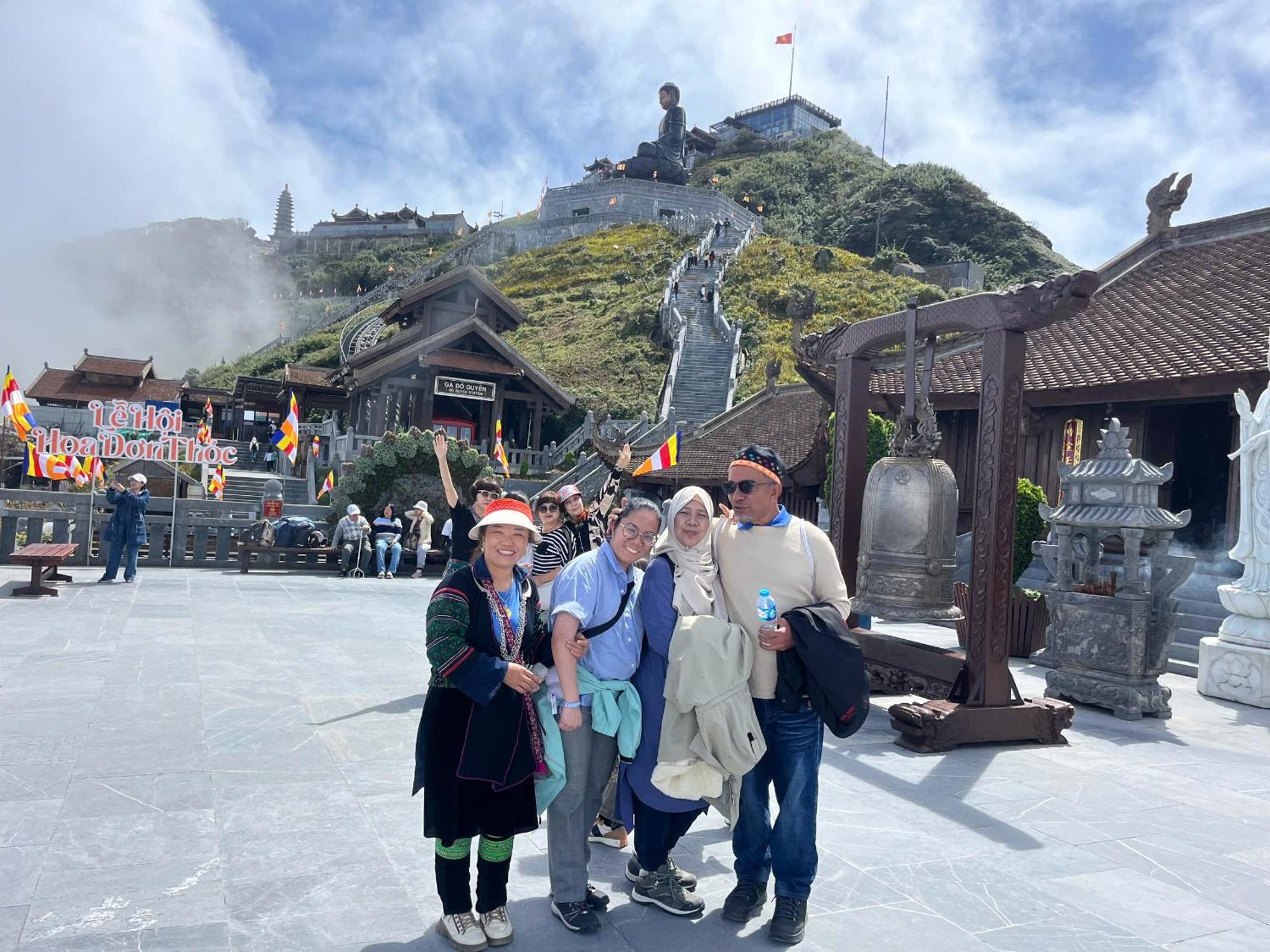 Sapa Big Tree Hmong Homestay Exterior foto