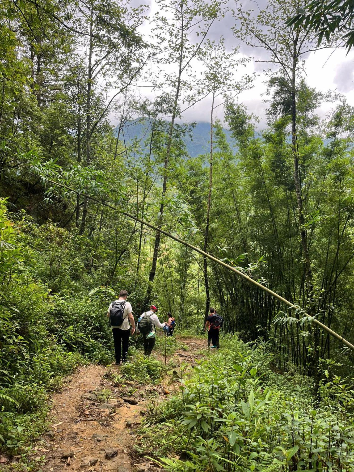 Sapa Big Tree Hmong Homestay Exterior foto